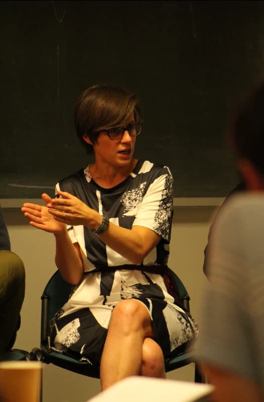 <span style="font-weight: 400;">Paula Jofré explaining chemical evolution at an Interdisciplinary workshop organized by the Millennium Nucleus ERIS (Santiago, 2024)</span>